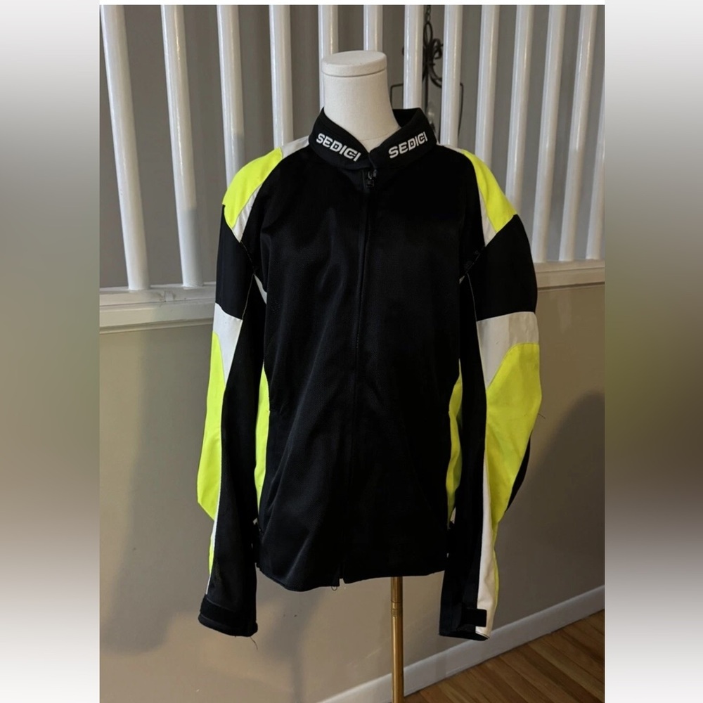 Sedici Black Performance Jacket